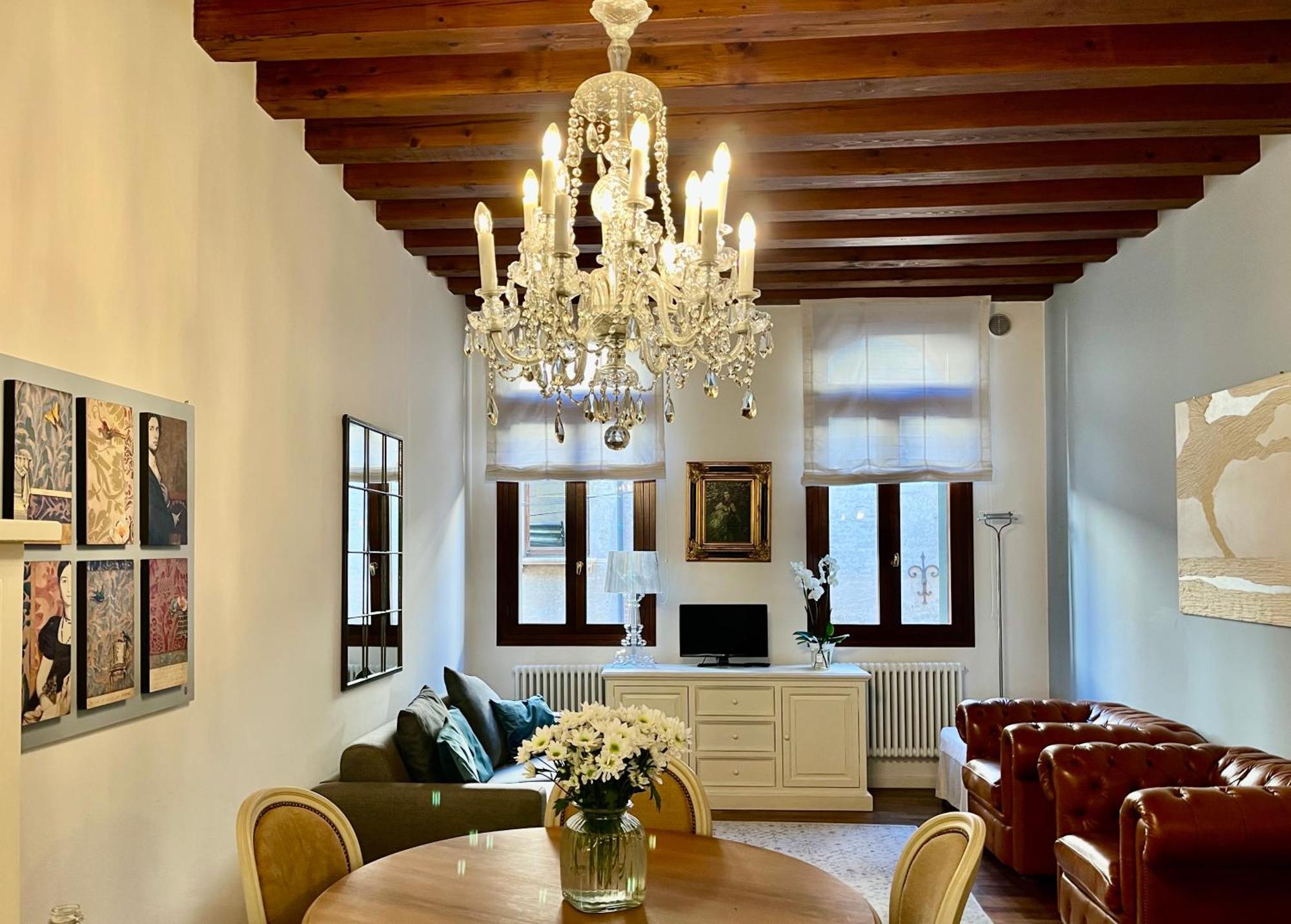 Santa Caterina: Charming Apartment Treviso Exterior foto